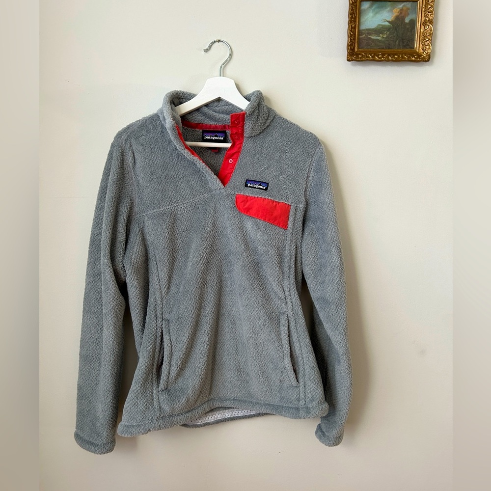 Patagonia Women’s Large Fleece - Grey and Pink Quarter Snap-